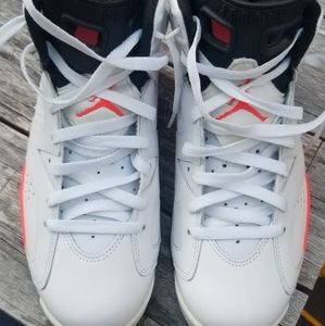 Air Jordan Retro 6 Infrared (2014)